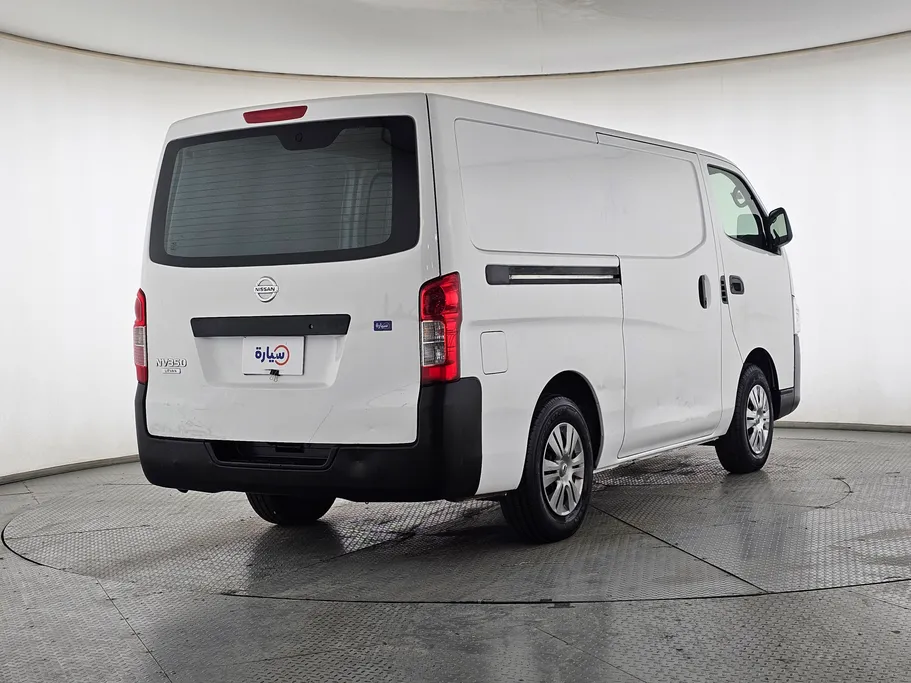 2021 Nissan Urvan NV350 