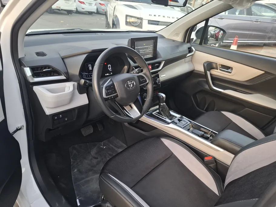 2024 Toyota Veloz GLX 