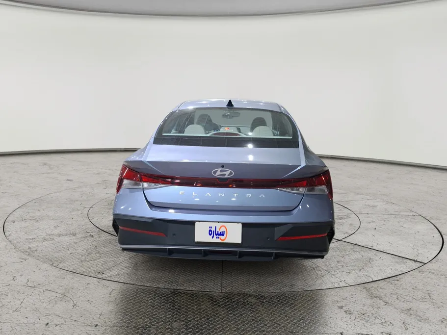 2025 Hyundai Elantra Fleet 