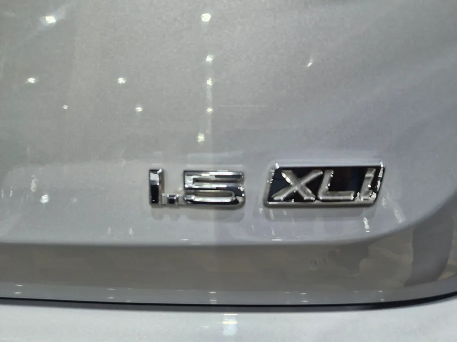 2024 تويوتا Corolla XLI Executive 