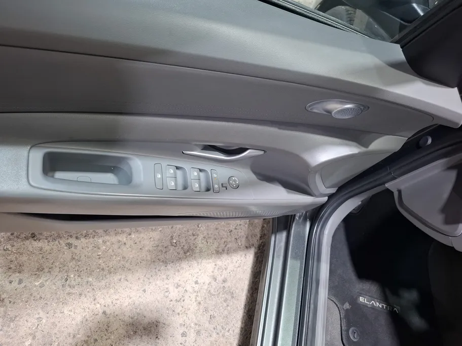 2024 Hyundai Elantra Fleet 