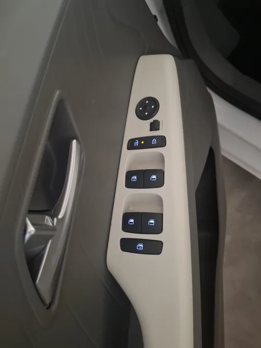 2025 Hyundai Accent Smart 