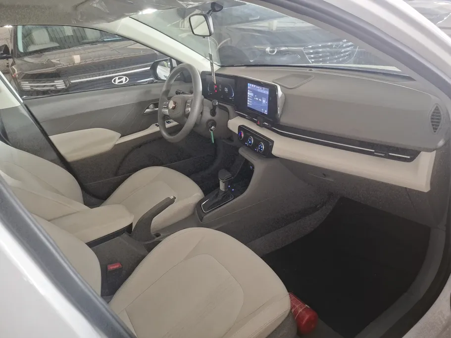 2025 Hyundai Accent Smart 