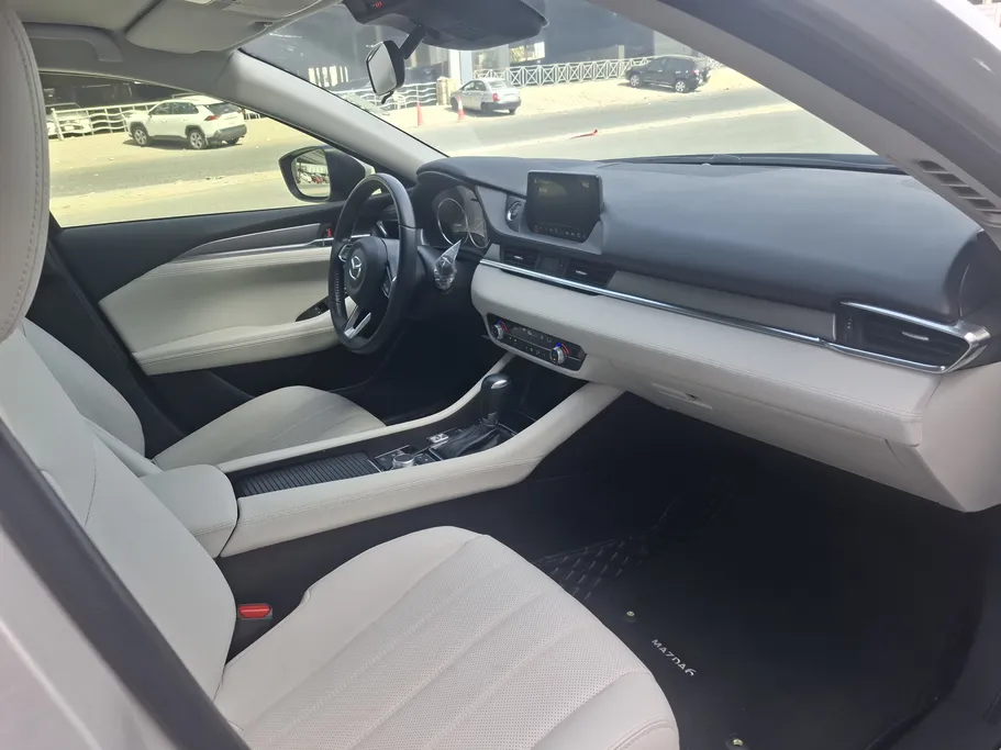 2025 Mazda 6 Core 