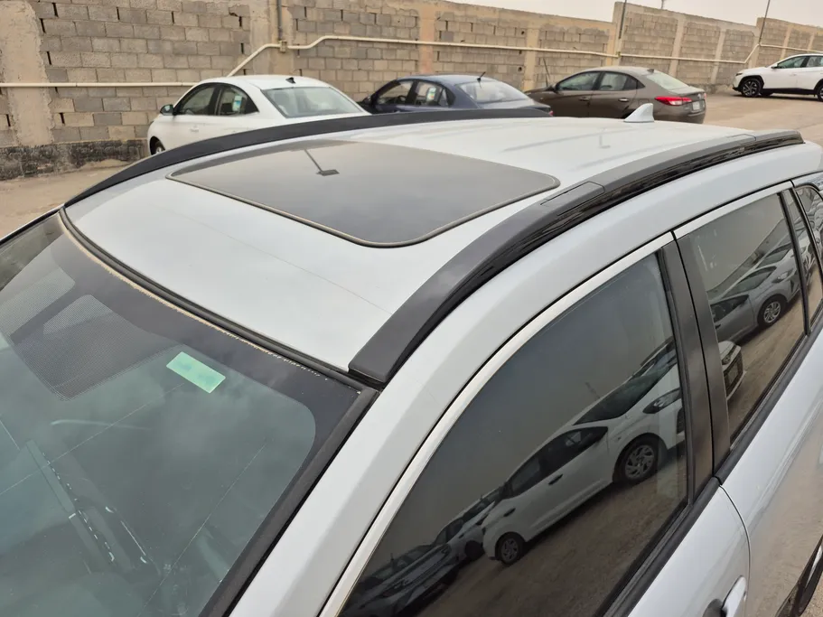 2024 Toyota Corolla Cross LTD HEV 