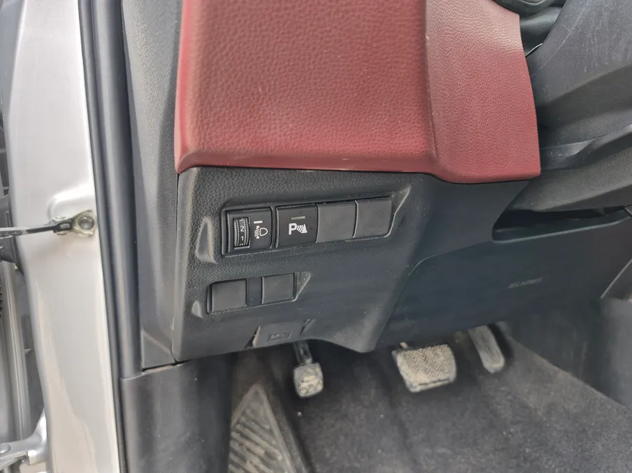 2024 Toyota Corolla Cross LTD HEV 