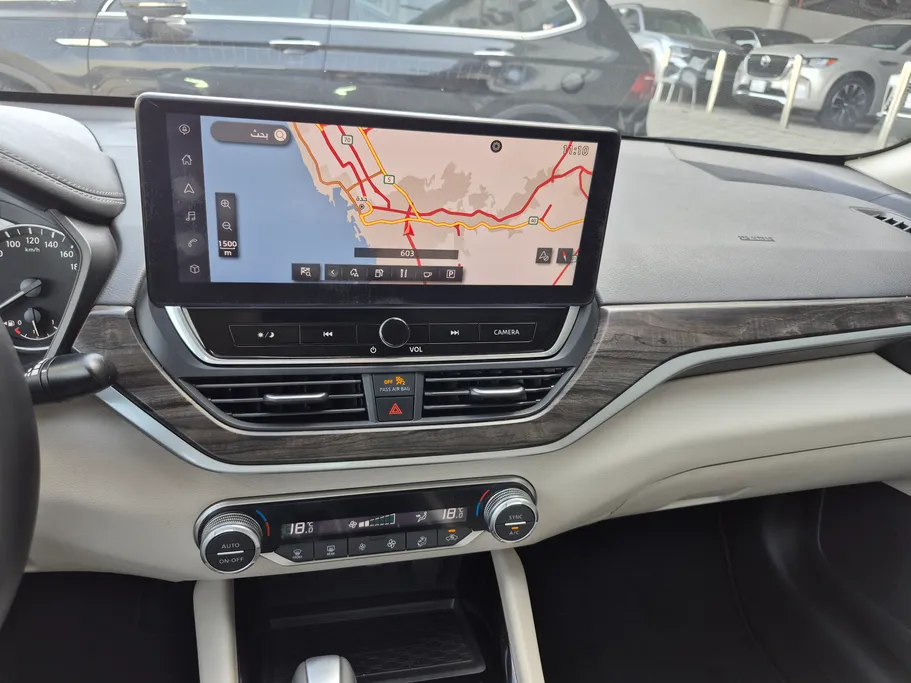 2025 Nissan Altima SV 