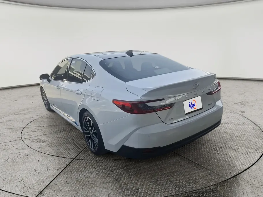 2026 Toyota Camry  LE HEV 
