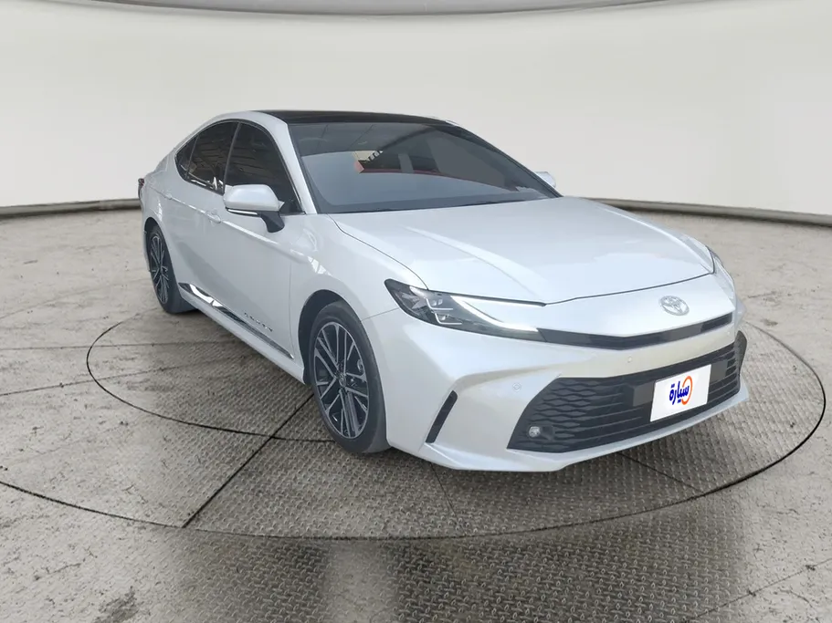 2026 Toyota Camry  LE HEV 