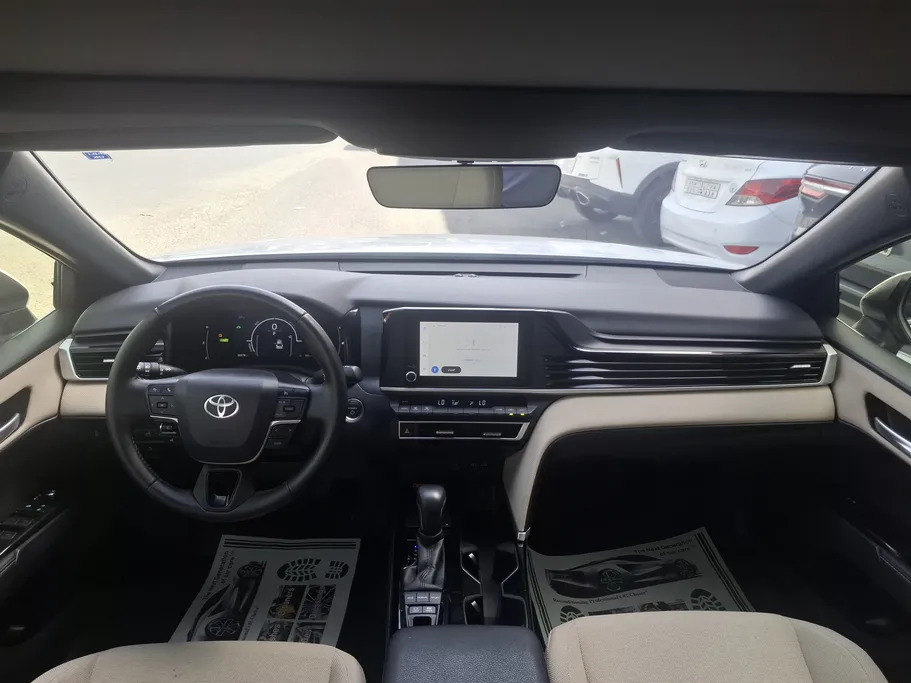 2026 Toyota Camry  LE HEV 
