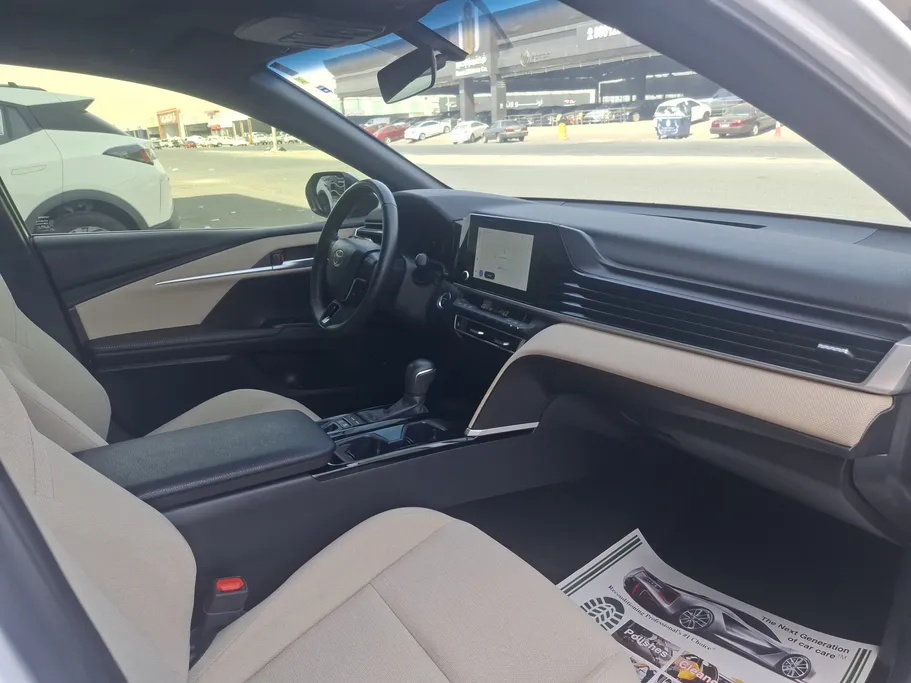 2026 Toyota Camry  LE HEV 
