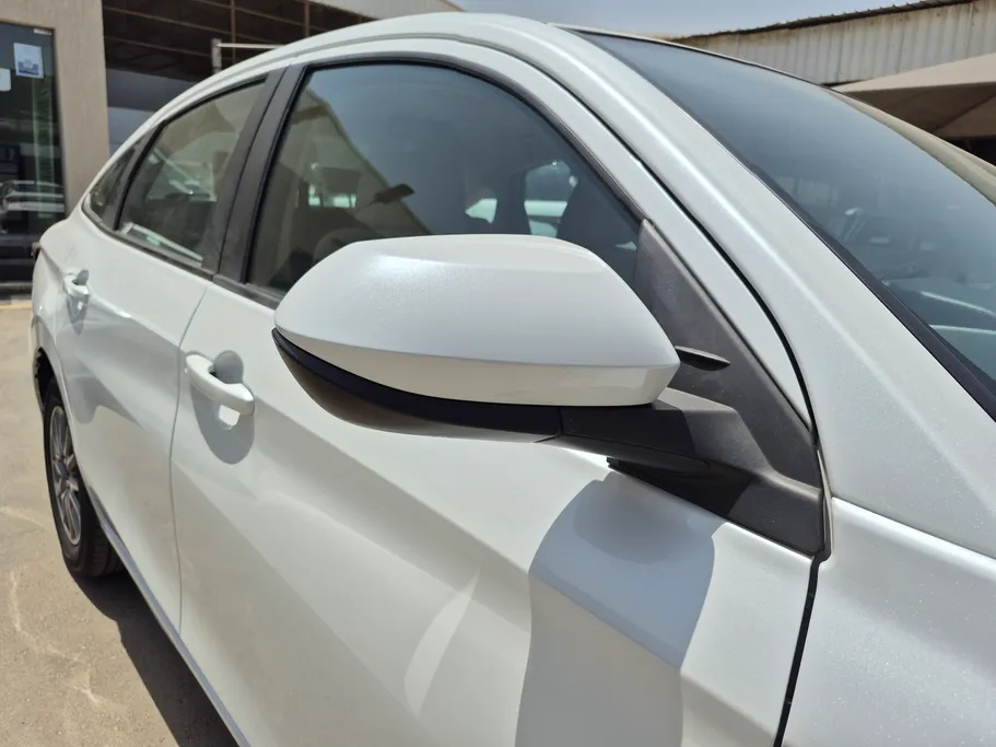 2024 Toyota Yaris  Y 
