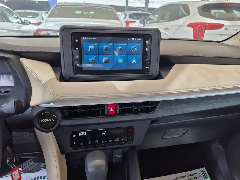 2024 Toyota Yaris  Y 