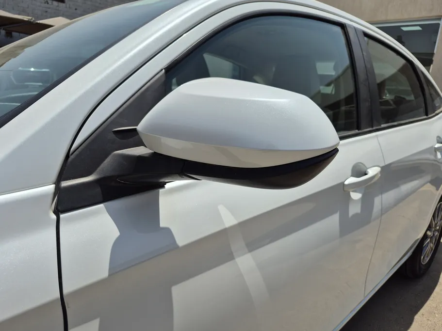 2024 Toyota Yaris  Y 