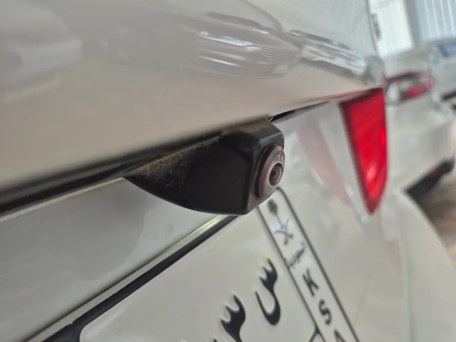 2020 BMW 5 Series 520i 