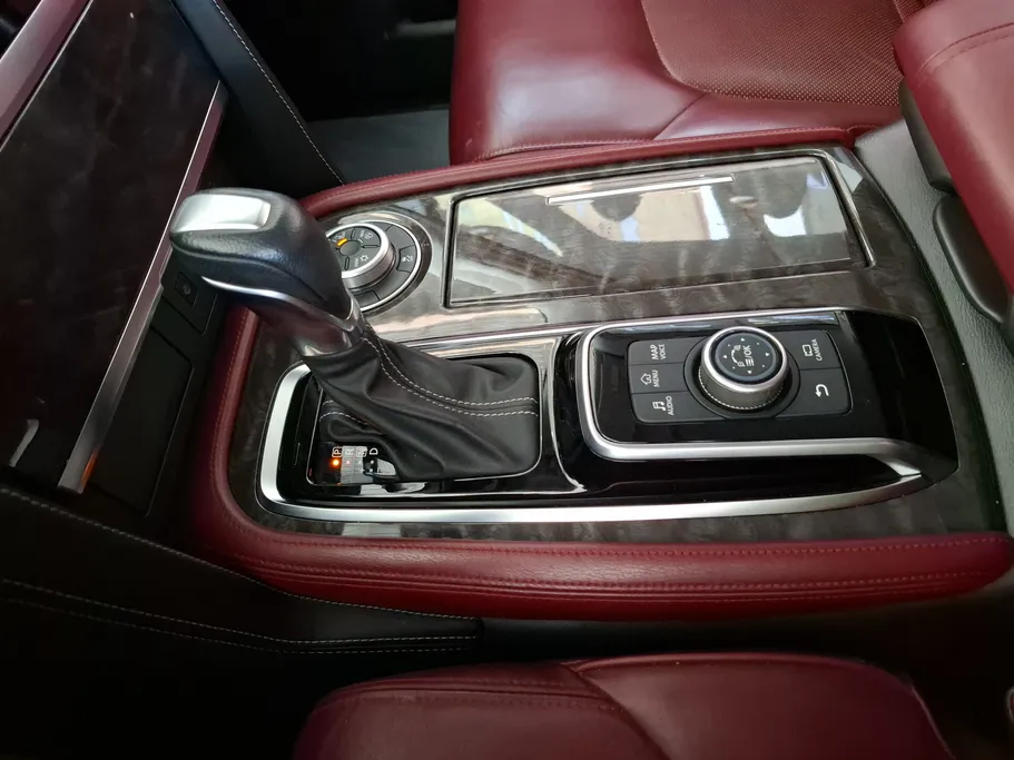 2023 Nissan Patrol Titanium 