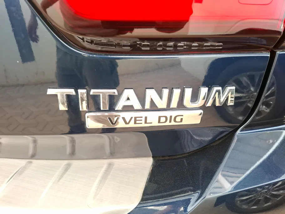 2023 Nissan Patrol Titanium 