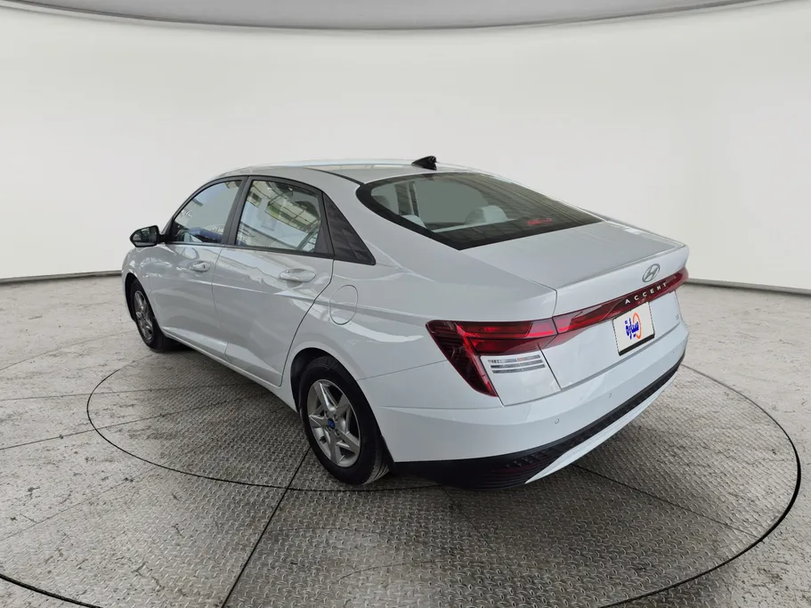 2024 Hyundai Accent Fleet 