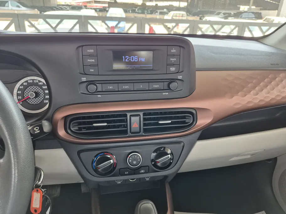 2024 Hyundai Grand i10 Fleet 