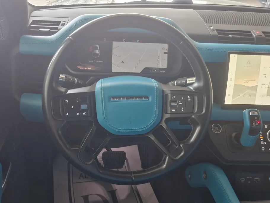 2022 Land Rover Defender P400 