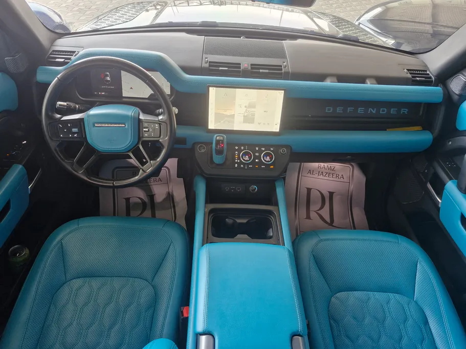 2022 Land Rover Defender P400 