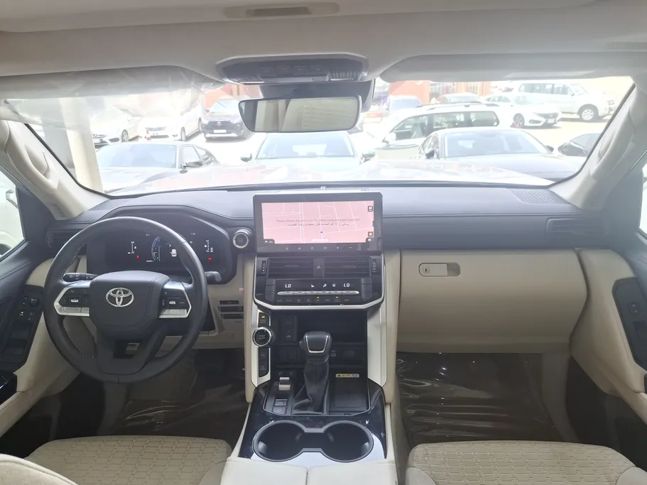 تويوتا لاندكروزر GXR3 2025 