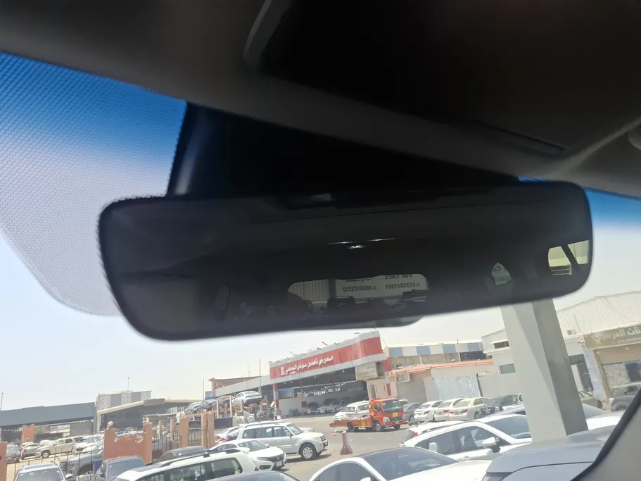 تويوتا لاندكروزر GXR3 2025 