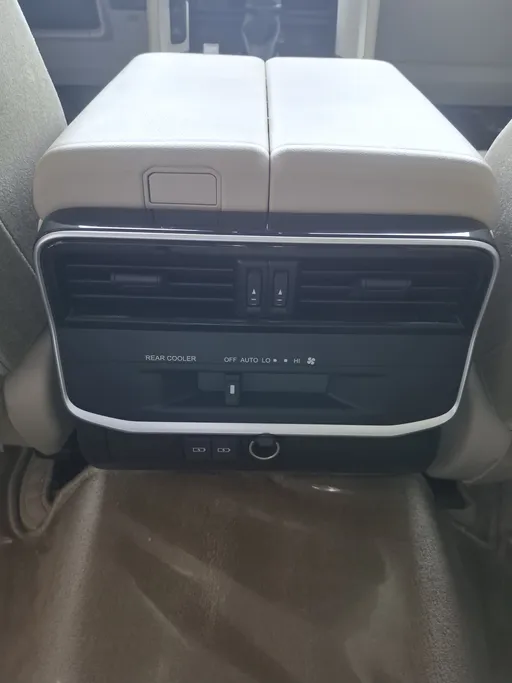 تويوتا لاندكروزر GXR3 2025 