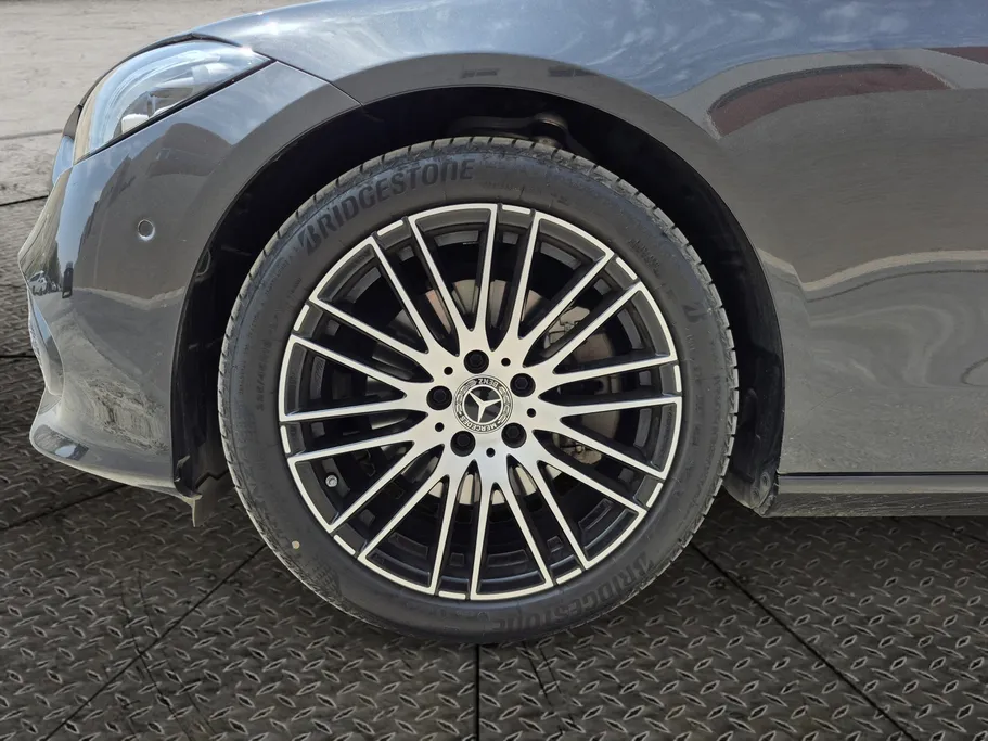2026 Mercedes C 200 