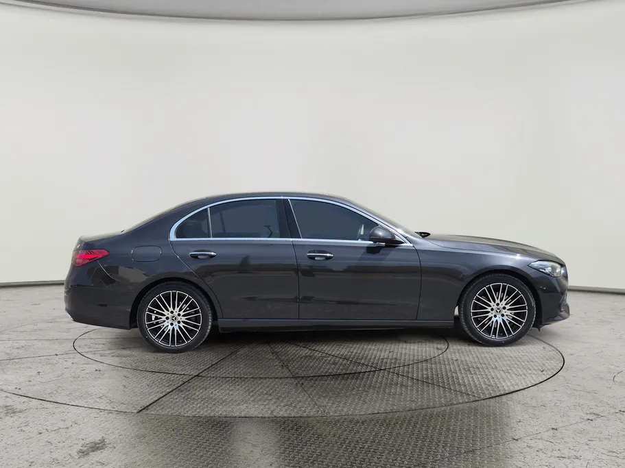 2026 Mercedes C 200 