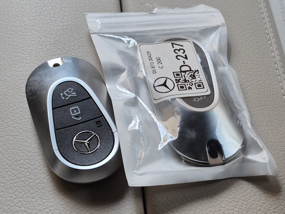 2026 Mercedes C 200 