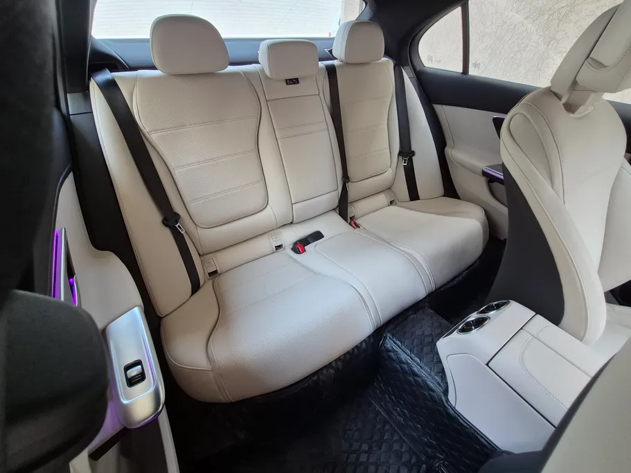 2026 Mercedes C 200 