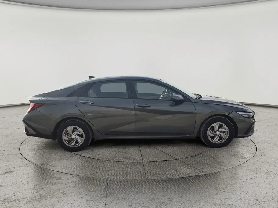 2025 Hyundai Elantra Fleet 