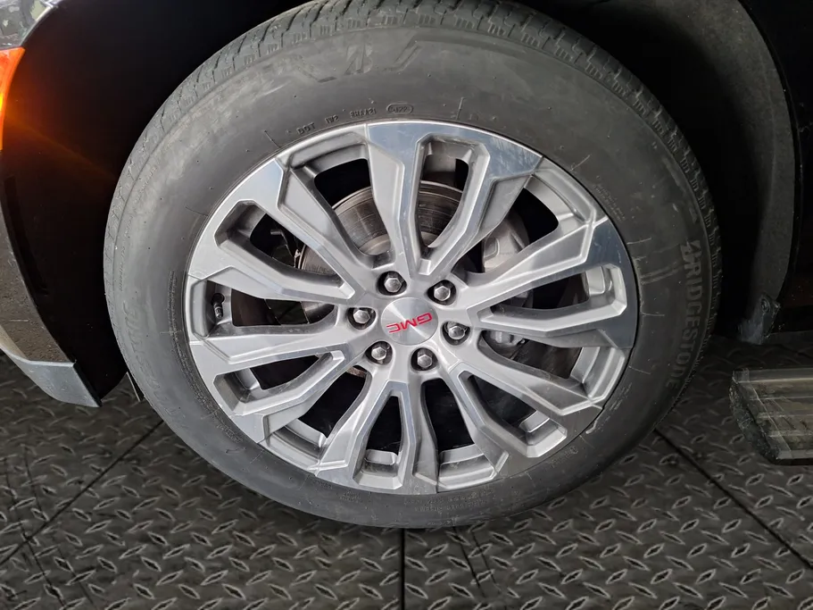 جي إم سي  يوكن Denali XL 2023 