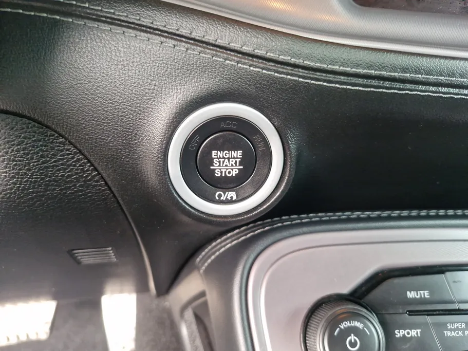 2023 Dodge Challenger RT 