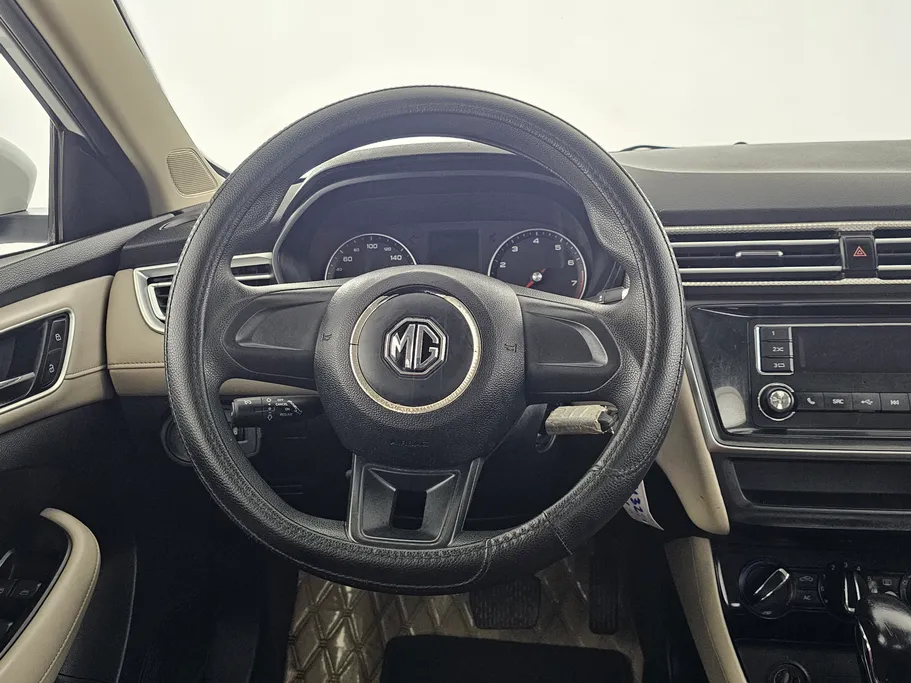 2023 MG 5 STD 