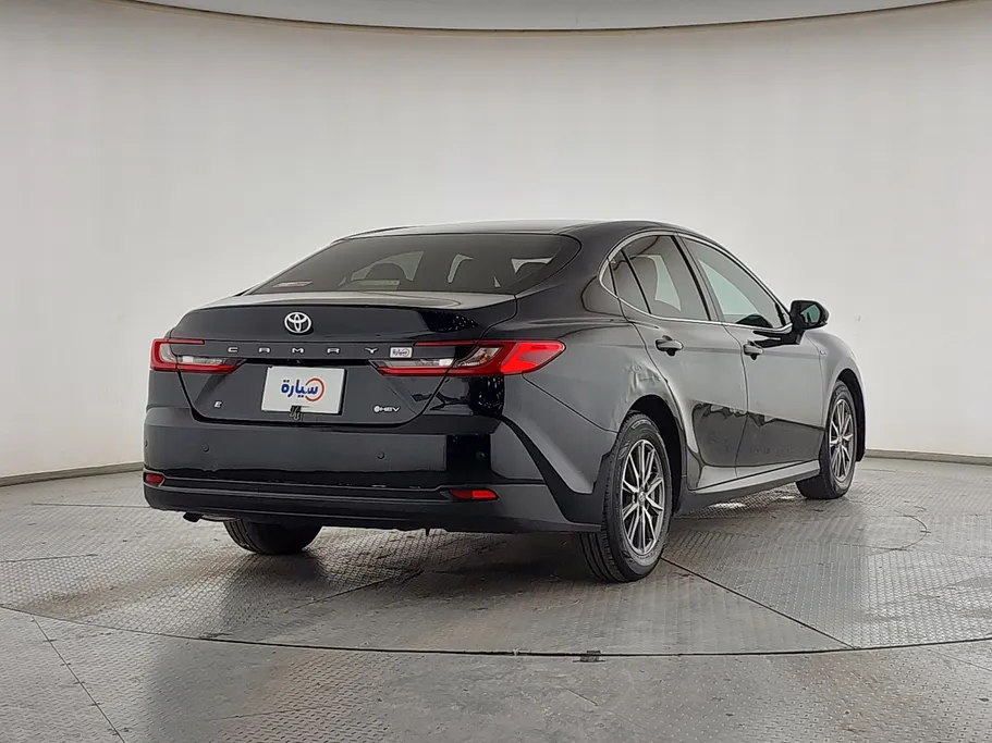 2025 تويوتا Camry  E HEV 