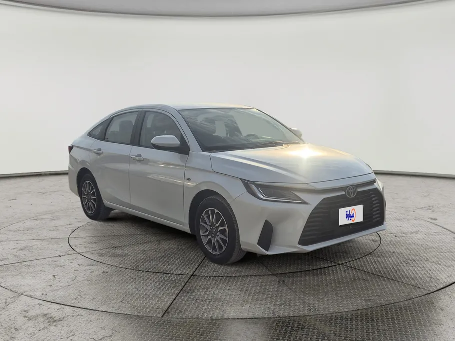 2023 Toyota Yaris  Y 