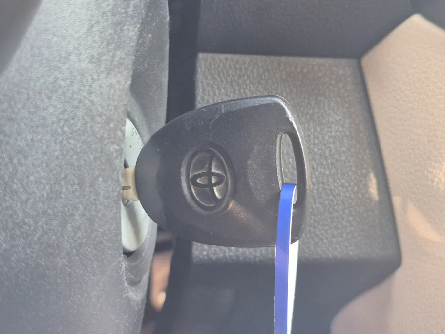 2023 Toyota Yaris  Y 