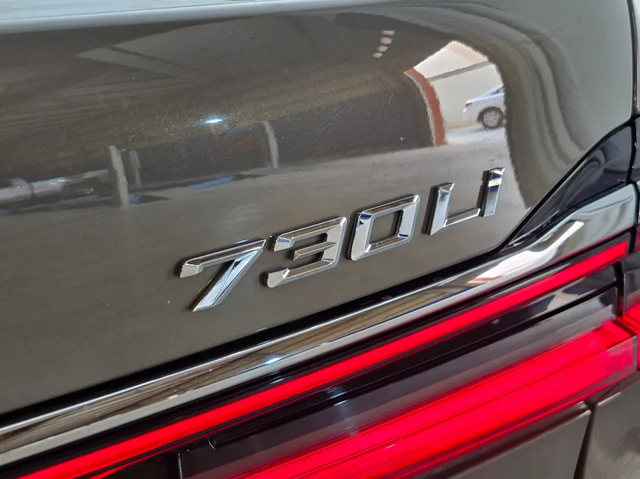 2022 BMW 7 Series 730Li 