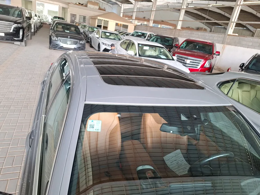 بي ام دبليو الفئة السابعة 730Li 2022 