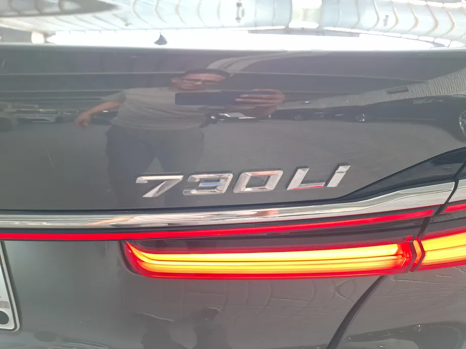 بي ام دبليو الفئة السابعة 730Li 2022 