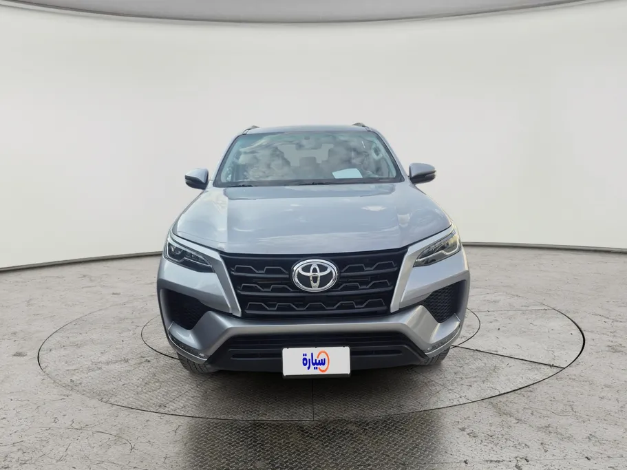 2024 Toyota Fortuner GX 