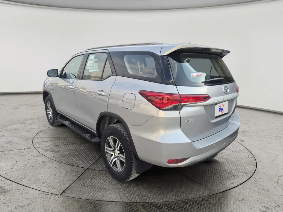 2024 Toyota Fortuner GX 