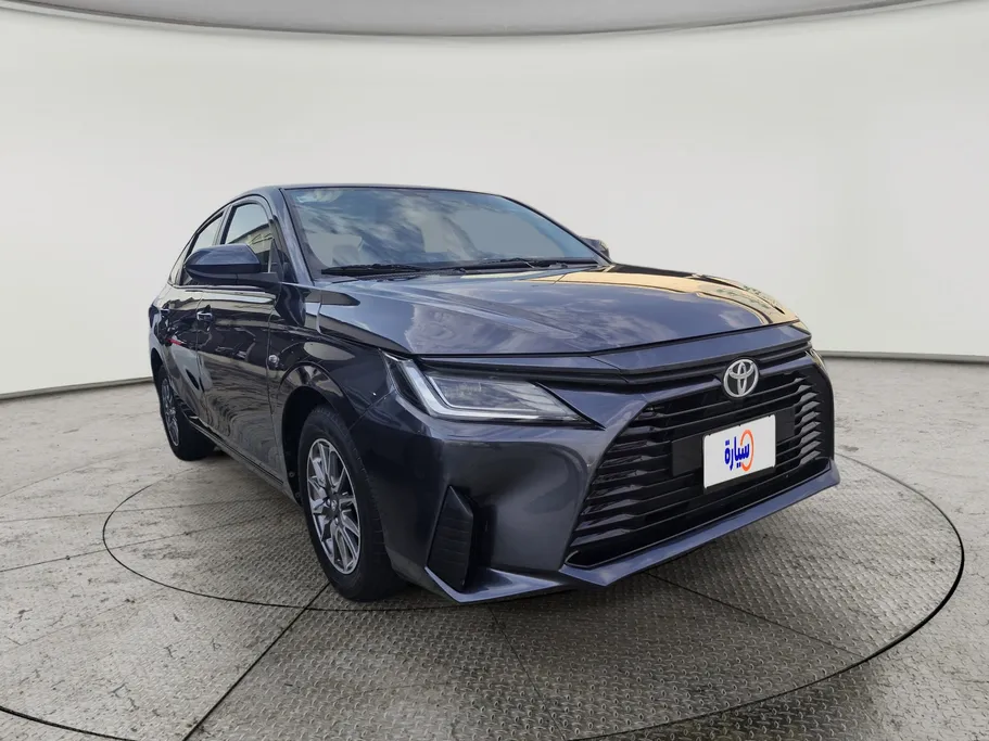 2023 Toyota Yaris  Y 