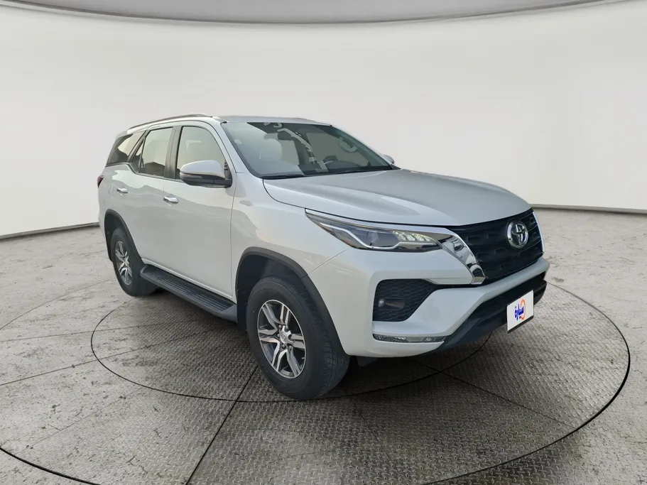 2023 Toyota Fortuner VX 