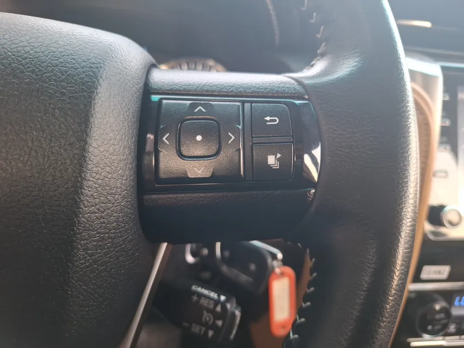 2023 Toyota Fortuner VX 