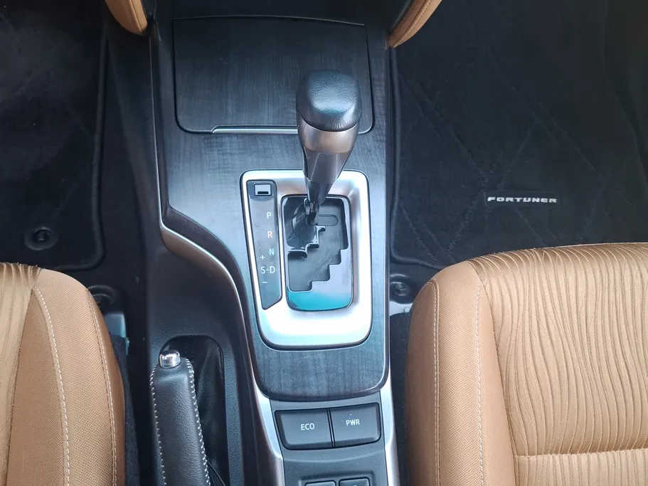2023 Toyota Fortuner VX 