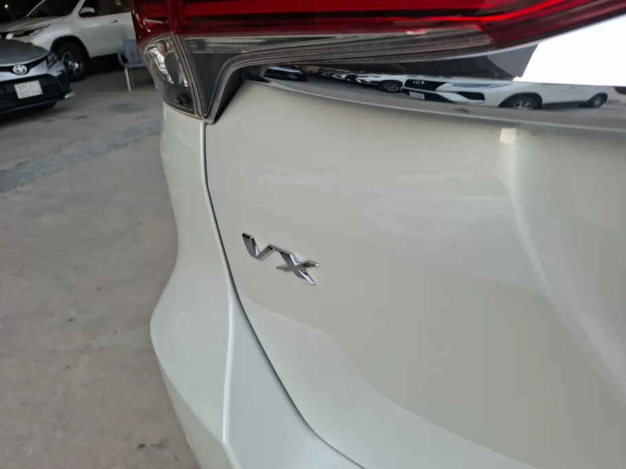 2023 Toyota Fortuner VX 