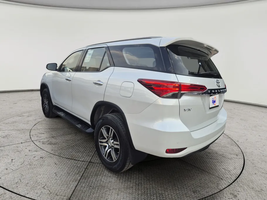 2024 Toyota Fortuner VX 